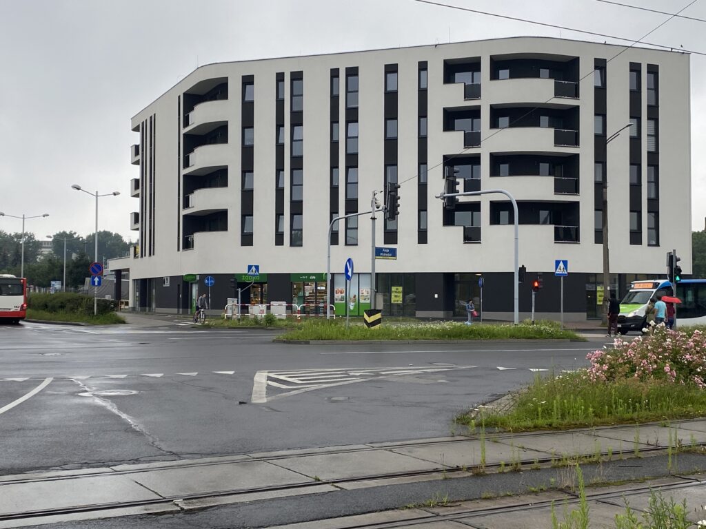 Częstochowa - budynek Kermax